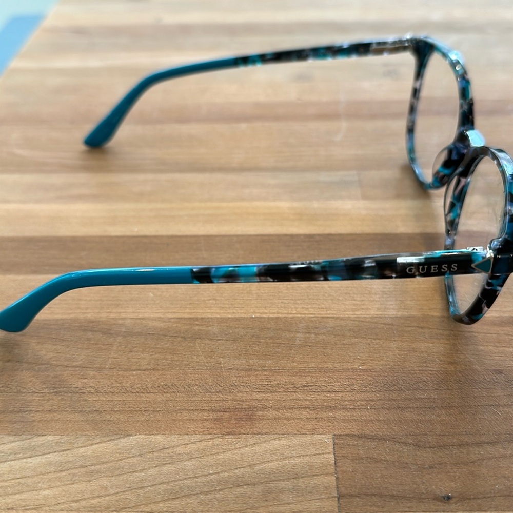 Guess Blue Turquoise Tortoise Black Frames - Picture 7 of 12